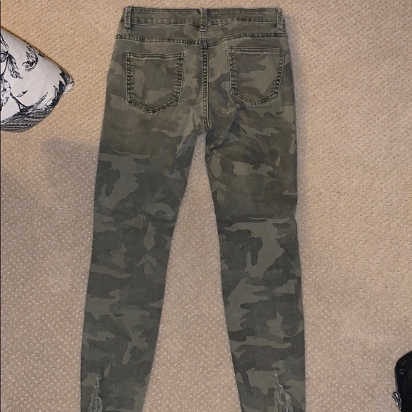 Camo jeans - Picture 2 of 2